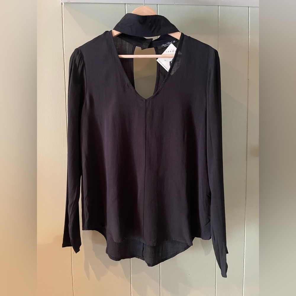 Final Touch black Long sleeve shirt v-neckline and choker collar